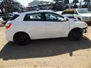 2010 TOYOTA MATRIX S WHITE AWD AT 2.4 Z19596